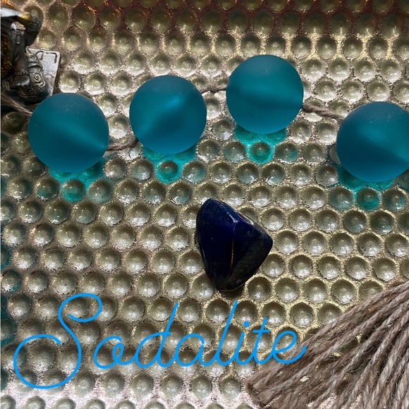 Crystals to enhance communication - Picture 3 of 6